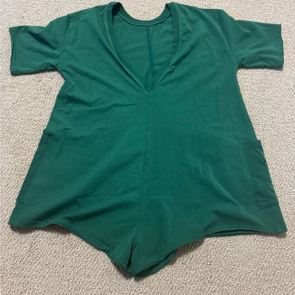 NWOT free people hot shot Green Short Sleeve Romper - Picture 2 of 5